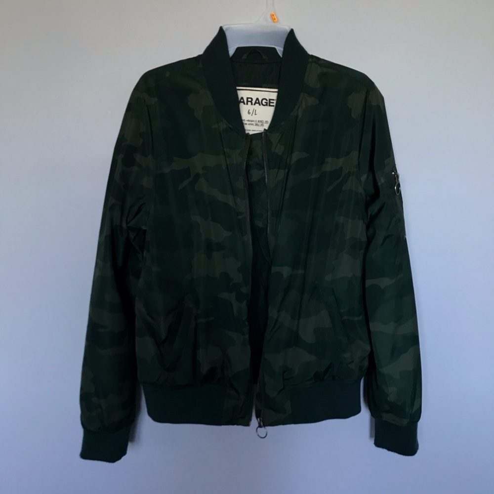 2 for 60😋GARAGE CAMO JACKET